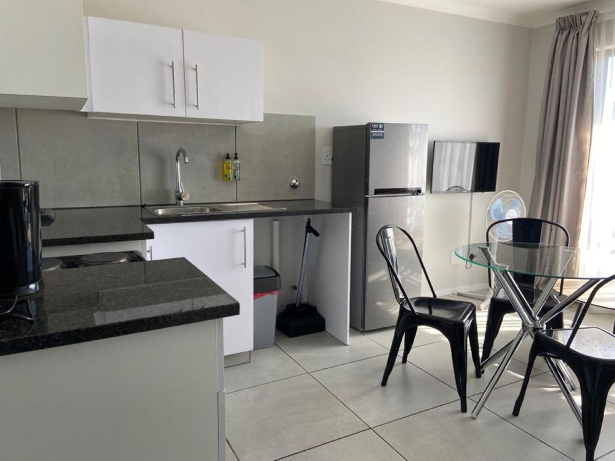 Mint Express Sandton View Johannesbourg Extérieur photo
