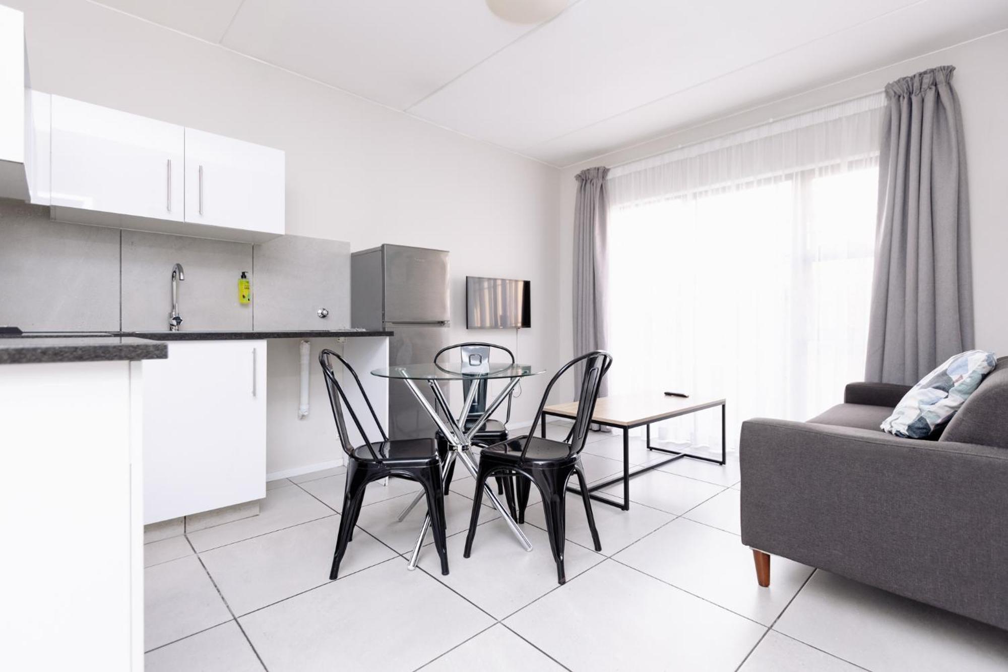 Mint Express Sandton View Johannesbourg Extérieur photo